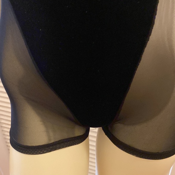 Shorts romper - Picture 8 of 8